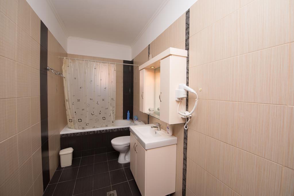Anna Apartments アカラヴィ エクステリア 写真